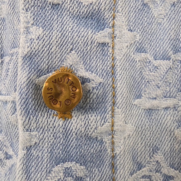 Louis Vuitton Light Blue Patterned Button Down Denim Shirt - Picture 2 of 5